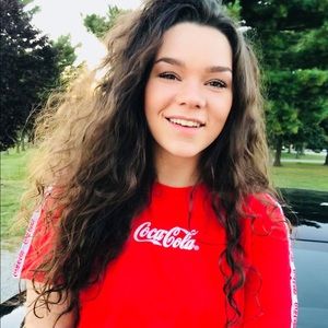 Meet your Posher, Lindsey